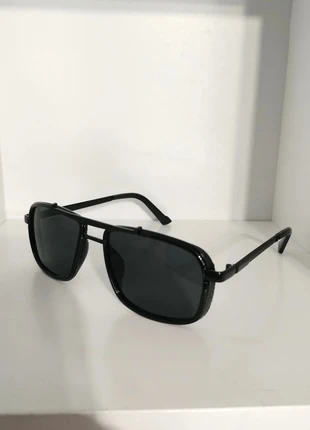 Lunettes de soleil rétro aviateur black mixtes UV400, marque: Vintage Dressing, état: Neuf sans étiquette, 12,00 €, 13,30 € Protection acheteurs incluse