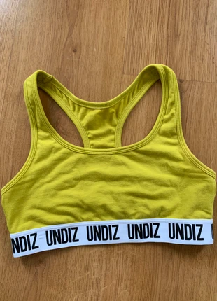 brassière undiz verte , marca: Undiz, estado: Bueno, tamaño: 85A y AA, 1,50 €, 2,28 € Protección al comprador incluida
