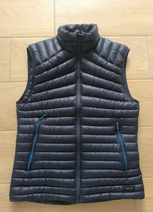 Doudoune sans manche en plumes, marque: Forclaz, état: Neuf sans étiquette, taille: M, 29,00 €, 31,15 € Protection acheteurs incluse