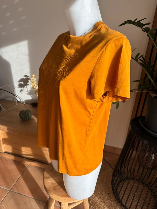 T-shirt moutarde - photo numéro 3