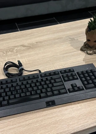 🔹 Clavier gamer Razer Cynosa Lite – rétroéclairé, très bon état, marque: RAZER, état: Très bon état, 23,00 €, 24,85 € Protection acheteurs incluse