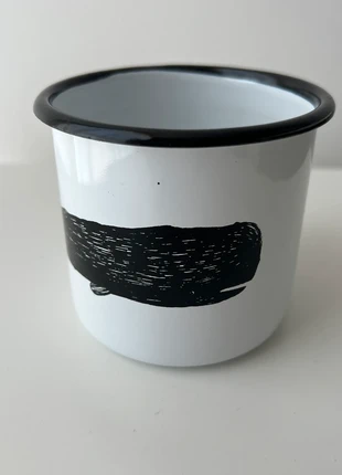 Greta’s Schwester Emaille-Tasse – Wal Motiv, merk: Gretas Schwester, staat: Goed, € 3,00, € 3,85 inclusief Kopersbescherming