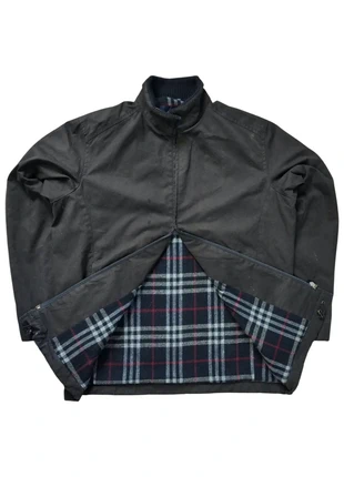 Manteau noir burberry homme intérieur tartan taille m vintage y2k, marque: Burberry, état: Très bon état, taille: M, 80,00 €, 84,70 € Protection acheteurs incluse