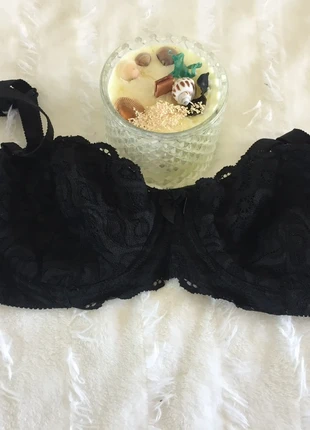 Sublime soutien gorge ampliforme noir bretelles amovibles comme neuf Taille 90B, zustand: Sehr gut, größe: 75B, 10,00 €, 11,20 € inklusive Vinted-Käuferschutz