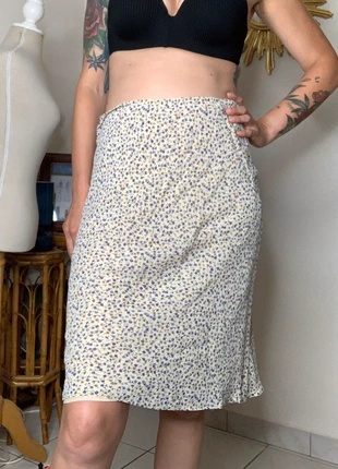 Jupe vintage des années 90 a fleurs multicolore , marke: Vintage, zustand: Sehr gut, größe: S / 36 / 8, 19,00 €, 20,65 € beinhaltet Vinted-Käuferschutz Pro