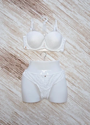 Ensemble (1535), merk: Brigitte Bardot, staat: Heel goed, maat: M / 38 / 10, € 15,00, € 16,45 inclusief Kopersbescherming