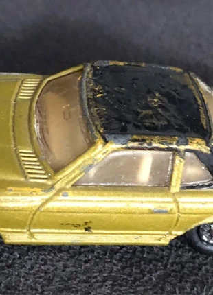Mercedes 500 SL, brand: Mc toy, condizioni: Ottime, taglia: Taglia unica, €1.50, €2.28 include la Protezione acquisti