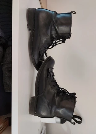 Bottines à lacets et tirette en cuir pointure 33, marque: CUIR, état: Bon état, taille: 33, 2,00 €, 2,80 € Protection acheteurs incluse