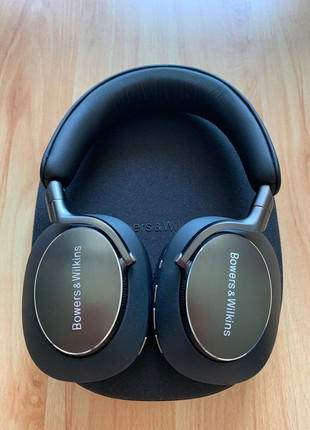 Obrázek k inzerátu: Bowers & Wilkins Px8 Bluetooth Wireless Over-Ear Headphones