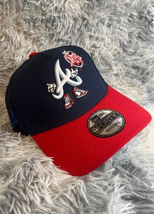 Gorra New Era 9Forty A-Frame Atlanta Braves Cartoon 🟥🟦 Navy & Red Edition Snapback Nunca Usado, brand: New Era, condizioni: Nuovo senza cartellino, taglia: Taglia unica, €27.90, €30.00 include la Protezione acquisti