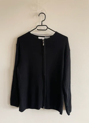 Black vest, merk: Your Sixth Sense, staat: Heel goed, maat: M / 38 / 10, € 3,00, € 3,85 inclusief Kopersbescherming