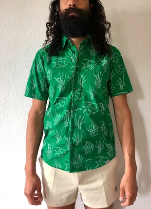 Carhartt green print shirt, marca: charhartt, estado: Muy bueno, tamaño: S, 21,00 €, 22,75 € Protección al comprador incluida