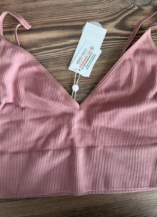 Top court / brassière, marque: ONLY, état: Neuf avec étiquette, taille: M / 38 / 10, 5,00 €, 5,95 € Protection acheteurs incluse