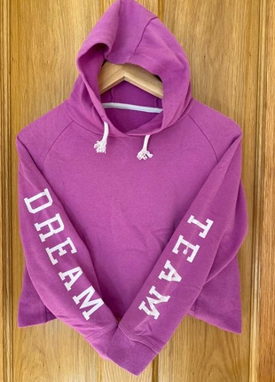 Girl’s Purple Cropped Hoodie Dream Team, brand: Dunnes Stores, condition: Very good, size: 10 years / 140 cm, €12.00, €13.30 includes Buyer Protection