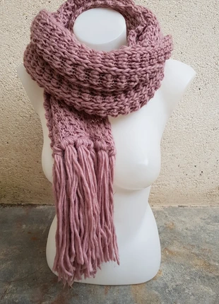 grosse écharpe à franges rose, marque: Rose, état: Neuf sans étiquette, 15,00 €, 16,45 € Protection acheteurs incluse