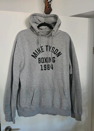 Grauer Pulli, marke: Sonstiges, zustand: Sehr gut, größe: XL, 10,00 €, 11,20 € inklusive Vinted-Käuferschutz