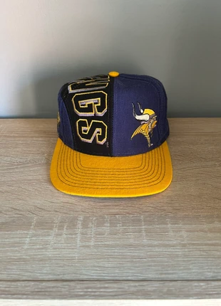 Gorra NFL Vikings Minnesotta Vintaga Wool Cap, marque: Starter, état: Très bon état, taille: Taille unique, 175,00 €, 184,45 € Protection acheteurs incluse
