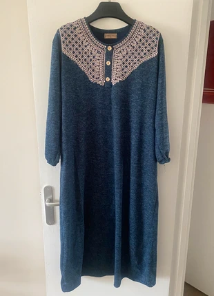 Robe arabe tissu épais L, zustand: Sehr gut, größe: L / 40 / 12, 8,00 €, 9,10 € inklusive Vinted-Käuferschutz