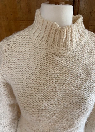 Tres joli pull écru, marque: Caroll, état: Très bon état, taille: S / 36 / 8, 12,00 €, 13,30 € Protection acheteurs incluse