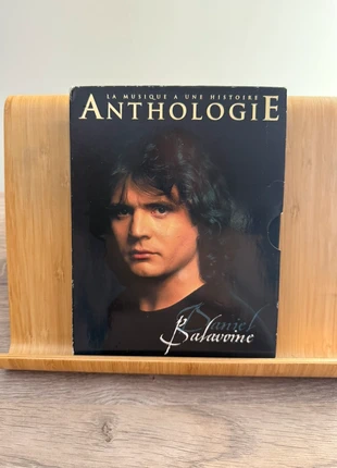 Coffret 3 CD – Daniel Balavoine : La Musique a une Histoire – Anthologie, état: Très bon état, 15,00 €, 16,45 € Protection acheteurs incluse