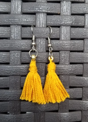 Boucles d'oreilles pompons moutarde, brand: Fait Main, condition: New with tags, €5.50, €6.48 includes Buyer Protection