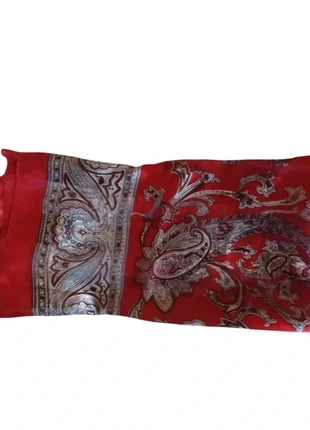 red satin scarf, brand: Vintage Dressing, condition: Very good, €6.00, €7.00 includes Buyer Protection
