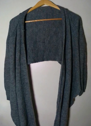 Grey bolero with drapery, estado: Muy bueno, tamaño: Talla única, 2,00 €, 2,80 € Protección al comprador incluida