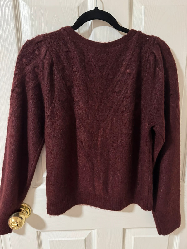 NWT: Abercrombie Cardigan in L 2