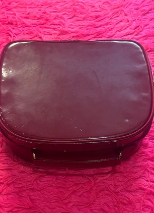 Red makeup bag., brand: Estée Lauder, condition: Very good, £4.00, £4.90 includes Buyer Protection
