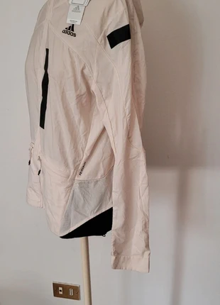 Giacca Donna Adidas taglia M, marca: adidas, estado: Nuevo con etiquetas, tamaño: M / 38 / 10, 38,00 €, 40,60 € Protección al comprador incluida