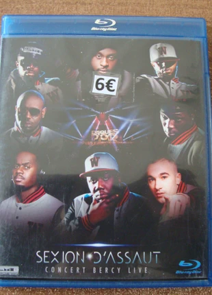 section d'assaut concert live a bercy bluray, zustand: Sehr gut, größe: Frühchen, bis 44, 6,00 €, 7,00 € inklusive Vinted-Käuferschutz