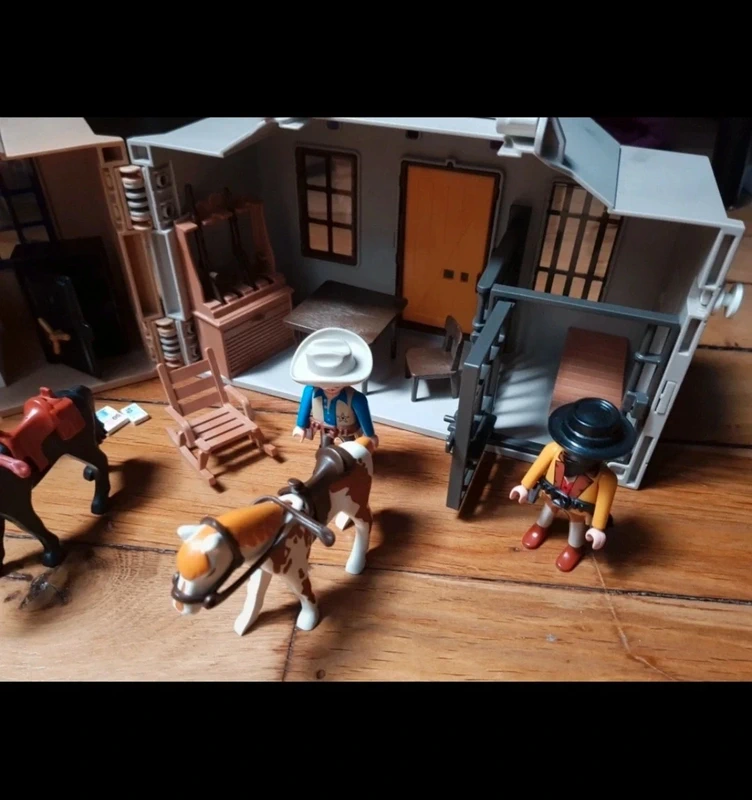 La malette cowboy Playmobil - photo numéro 4