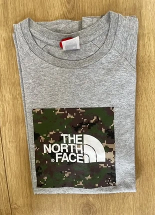 T-shirt the north face XS, marca: The North Face, estado: Muito bom, tamanho: XS, €8.00, €9.10 inclui Proteção do Comprador