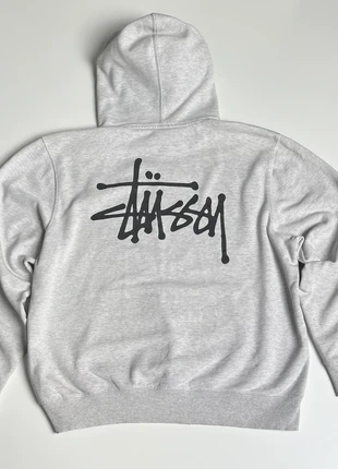 Sweat Stüssy gris chiné à capuche logo imprimé noir L streetwear | Grey hoodie Stüssy streetwear, marque: Stüssy, état: Très bon état, taille: L, 110,00 €, 116,20 € Protection acheteurs incluse