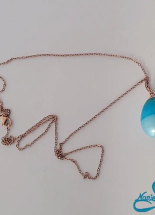 Sautoir rosé doré avec un boulet bleu turquoise en résine, marca: Fait Main, estado: Nuevo sin etiquetas, 10,00 €, 11,20 € Protección al comprador incluida