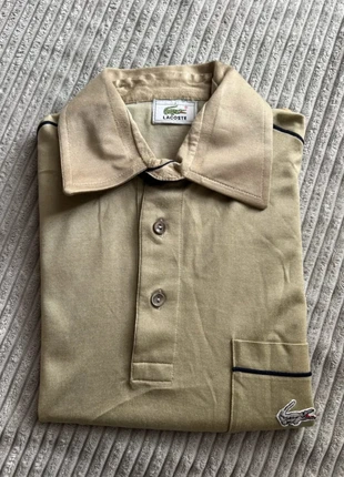 Chemise Lacoste logo brodée taille S en très bon état, marque: Lacoste, état: Très bon état, taille: S, 22,00 €, 23,80 € Protection acheteurs incluse