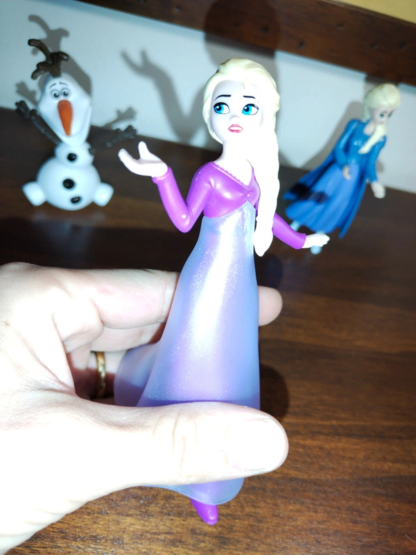 Elsa Anna e Olaf: 3 personaggi Disney Frozen