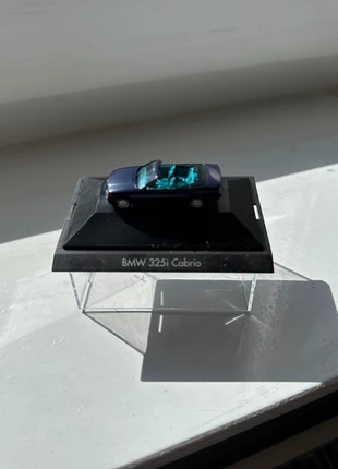 BMW 325i Cabrio – Miniature Model, marque: BMW, état: Neuf avec étiquette, 12,00 €, 13,30 € Protection acheteurs incluse