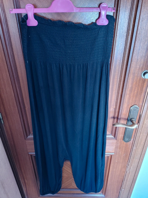 Mono negro de Women' secret, talla 40. 2