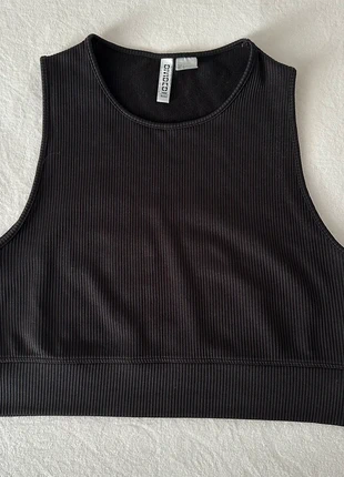 Pilates top, brand: H&M, condizioni: Ottime, taglia: L / IT 44 / EU 40, €3.00, €3.85 include la Protezione acquisti