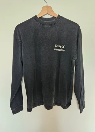 Felpa Utopia – Nera Slavata con Scritta, Taglia XS, marke: UTOPIA, zustand: Sehr gut, größe: XS, 15,40 €, 16,87 € inklusive Vinted-Käuferschutz