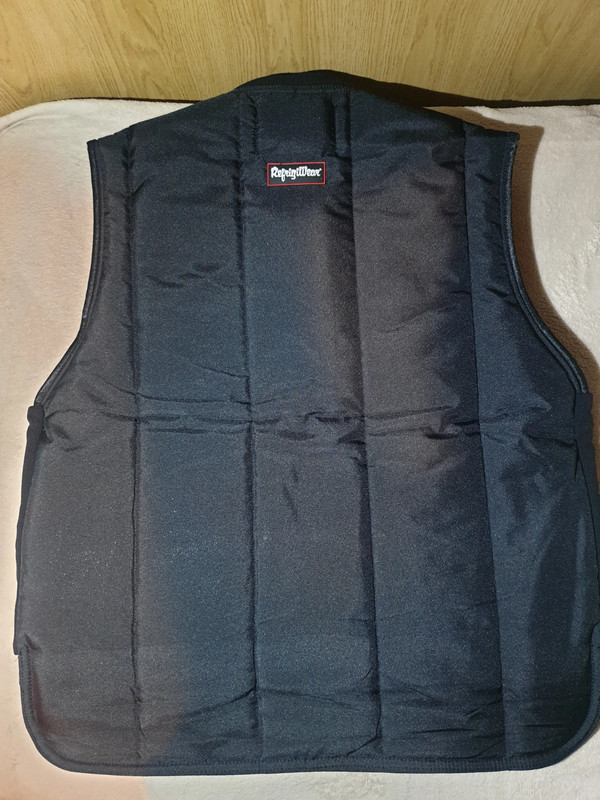 Supreme x Refrigiwear insulated iron tuff vest black | Vinted