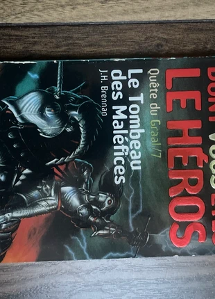 Uldvelh - Un livre dont vous êtes le héros : le tombeau des maléfices, état: Très bon état, 17,00 €, 18,55 € Protection acheteurs incluse