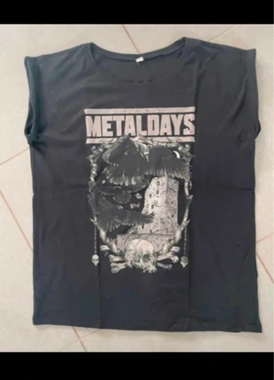 Tee-shirts femme Metaldays 2023 taille M, zustand: Neu, größe: M / 38 / 10, 10,00 €, 11,20 € inklusive Vinted-Käuferschutz