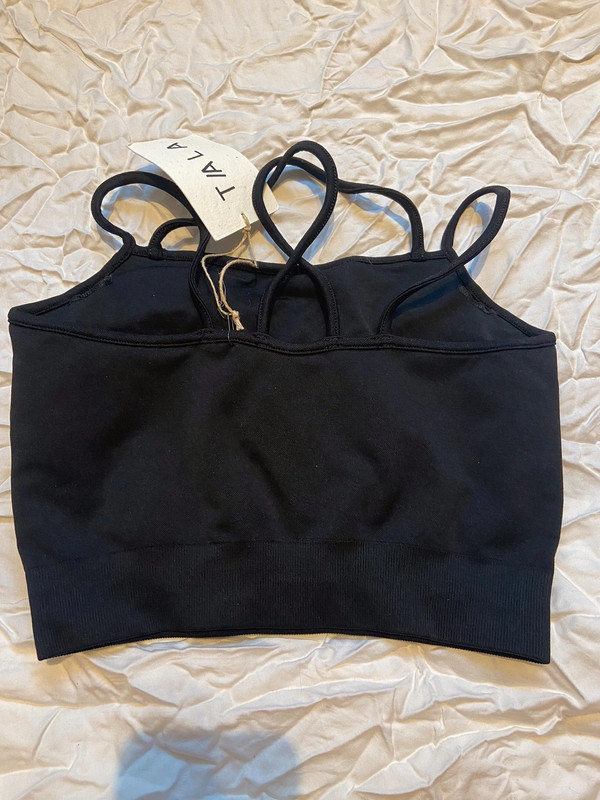 Small black TALA sports bra / crop top | Solasta seamless