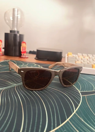 Occhiali da sole unofficial, marca: Unofficial, estado: Novo sem etiquetas, €15.00, €16.45 inclui Proteção do Comprador