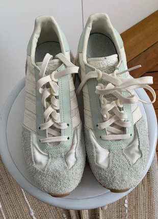 Basket adidas, marke: adidas, zustand: Sehr gut, größe: 42, 30,00 €, 32,20 € inklusive Vinted-Käuferschutz