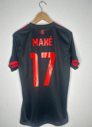 Bayern München 3th 2022/2023 Mane, brand: adidas, condizioni: Nuovo senza cartellino, taglia: M, €84.99, €89.94 include la Protezione acquisti Pro