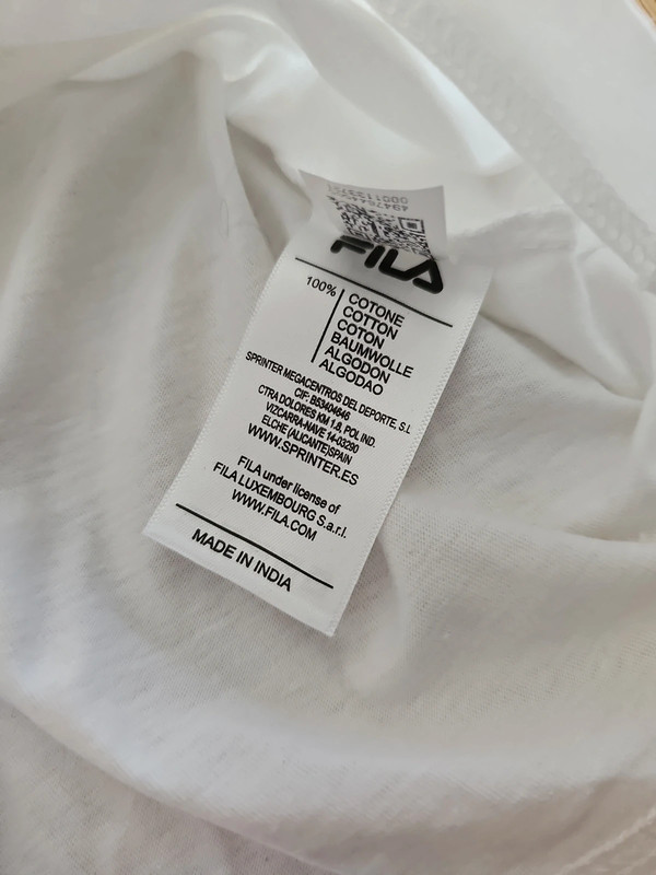 Camiseta FILA. Vinted