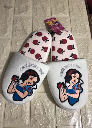 Ciabatta tezenis biancaneve nuova, marque: Tezenis, état: Neuf avec étiquette, taille: Taille unique, 4,00 €, 4,90 € Protection acheteurs incluse